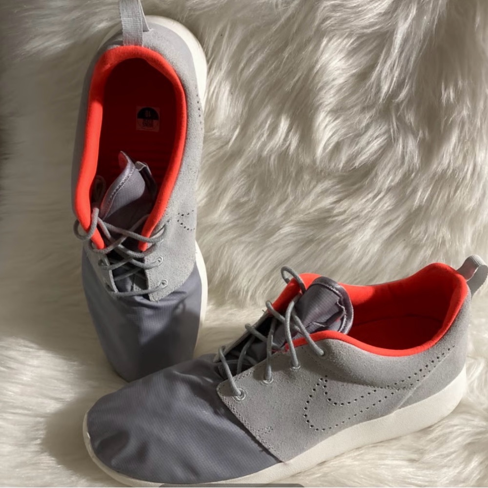 Nike Roshe One Premium Pure Platinum [Brand New] [1 Day Shipping] size 8